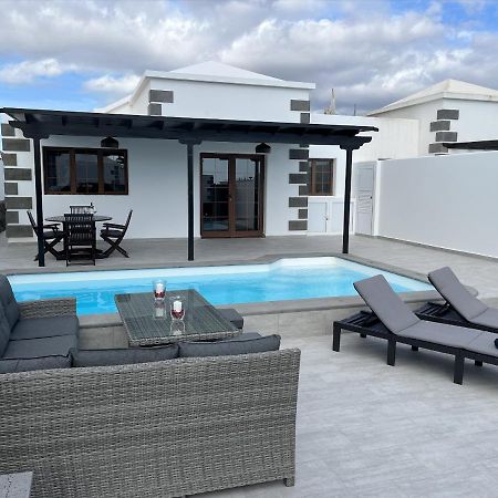 Stunning Villa Arabella - Heated Pool - Bbq - Amazing Terrace - Playa Blanca Buitenkant foto
