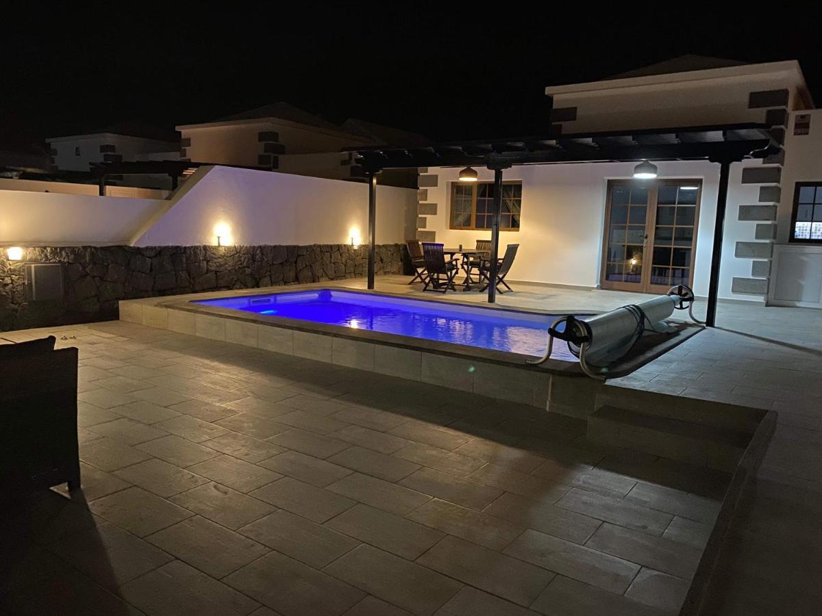 Stunning Villa Arabella - Heated Pool - Bbq - Amazing Terrace - Playa Blanca Buitenkant foto