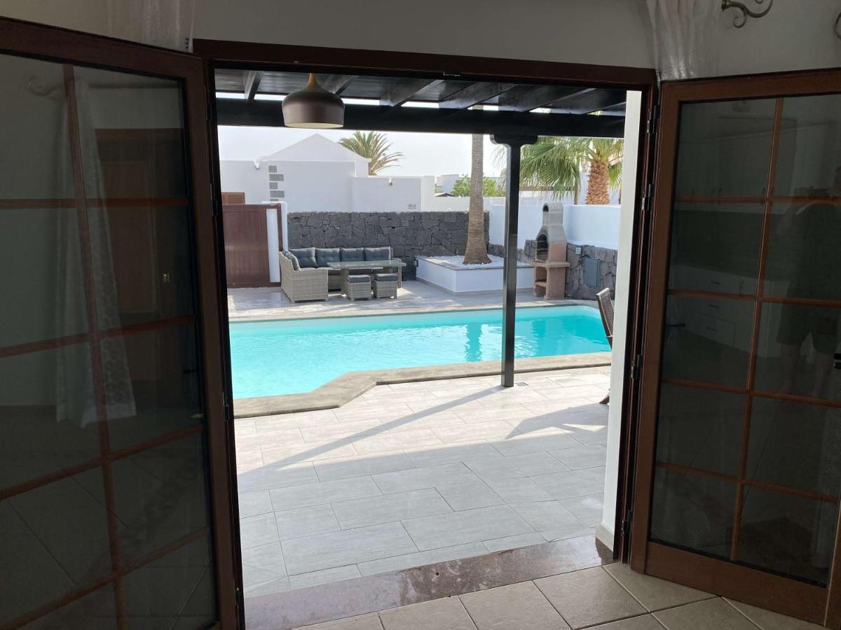 Stunning Villa Arabella - Heated Pool - Bbq - Amazing Terrace - Playa Blanca Buitenkant foto